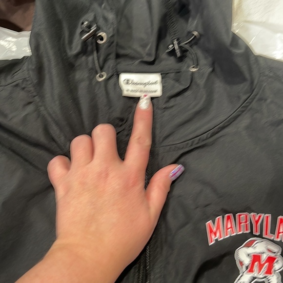 Champion “rain proof” pull-over - Picture 2 of 3